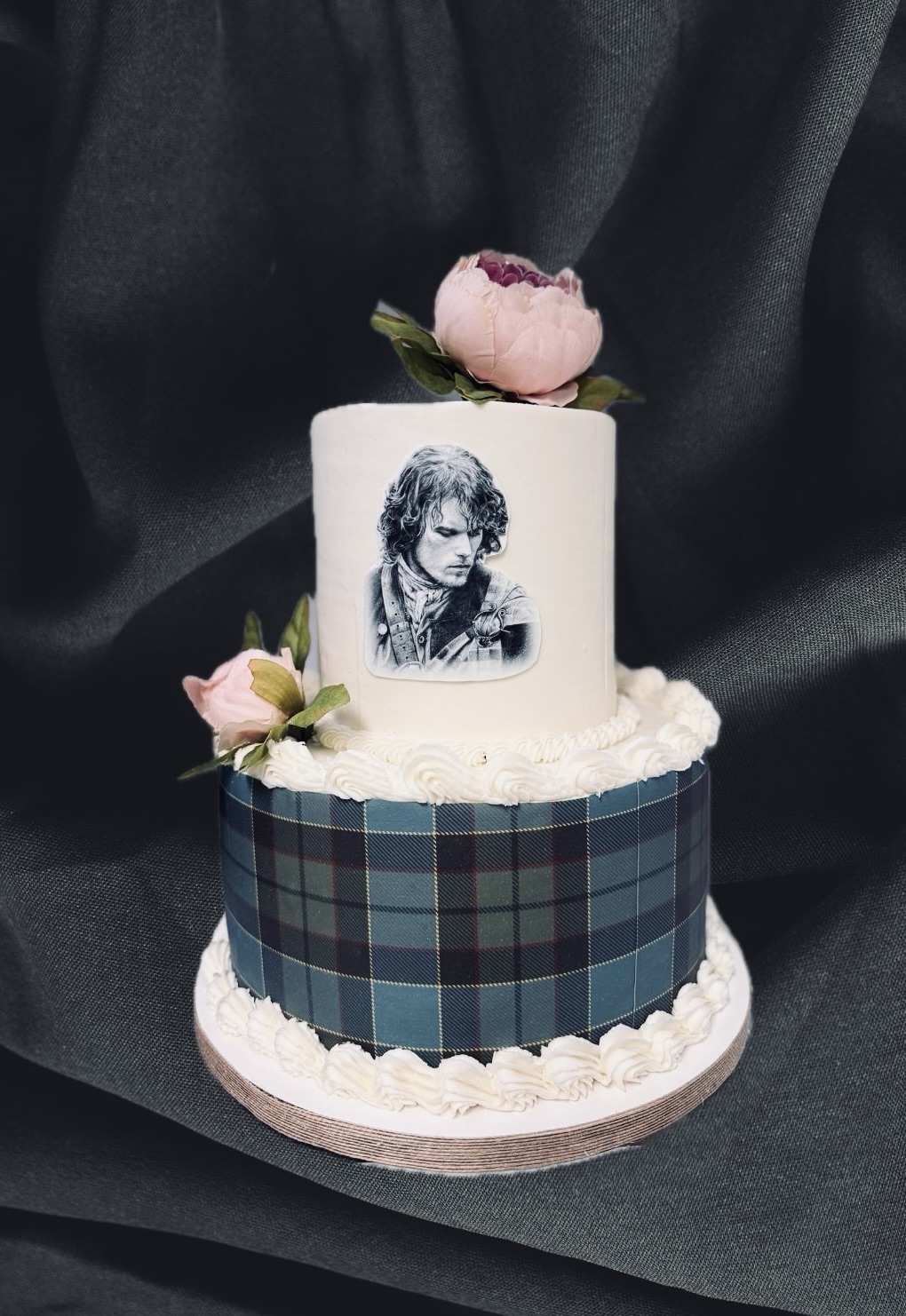 custom fabric new trend black and white simply typographic fashion social media story – 1